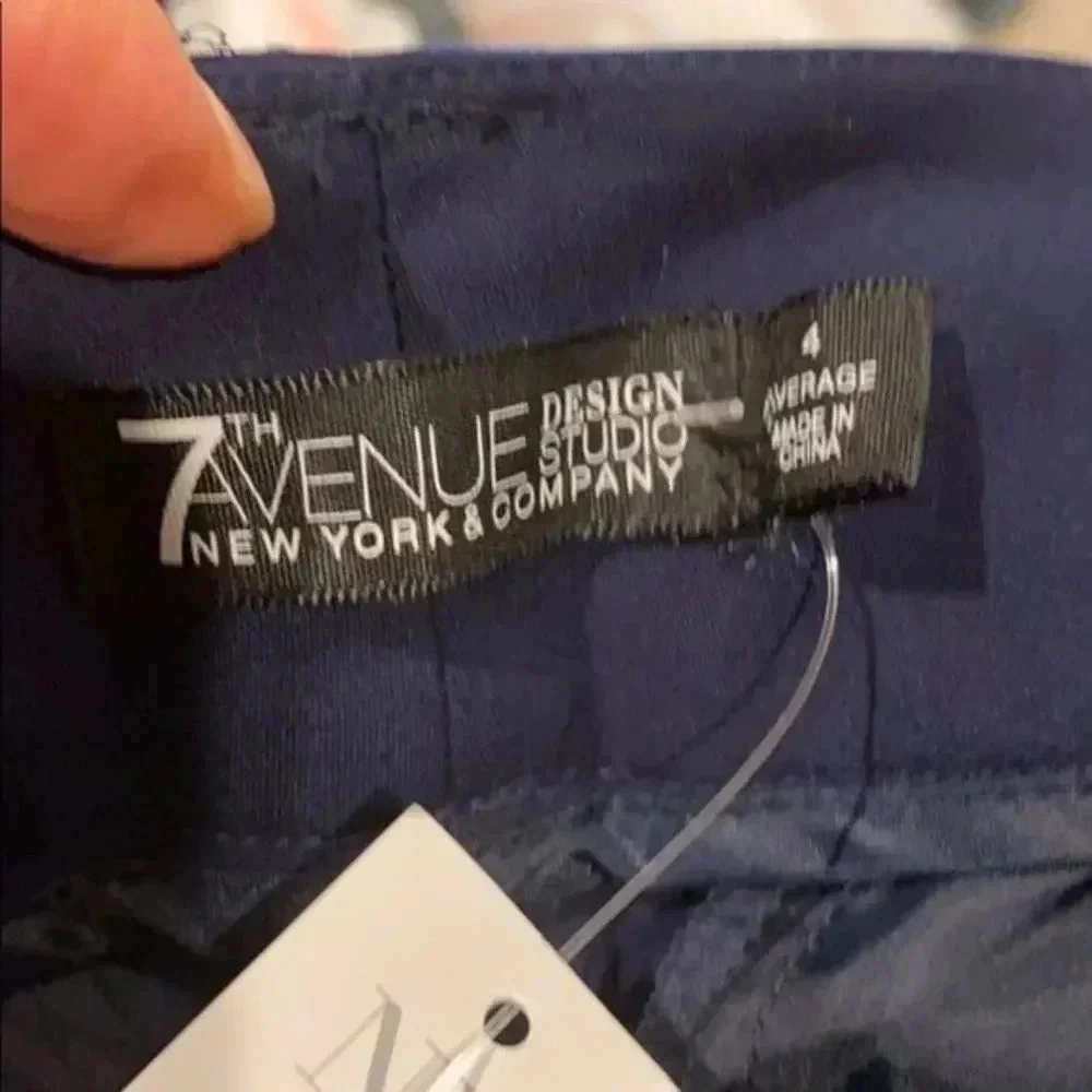 New company mid rise pants